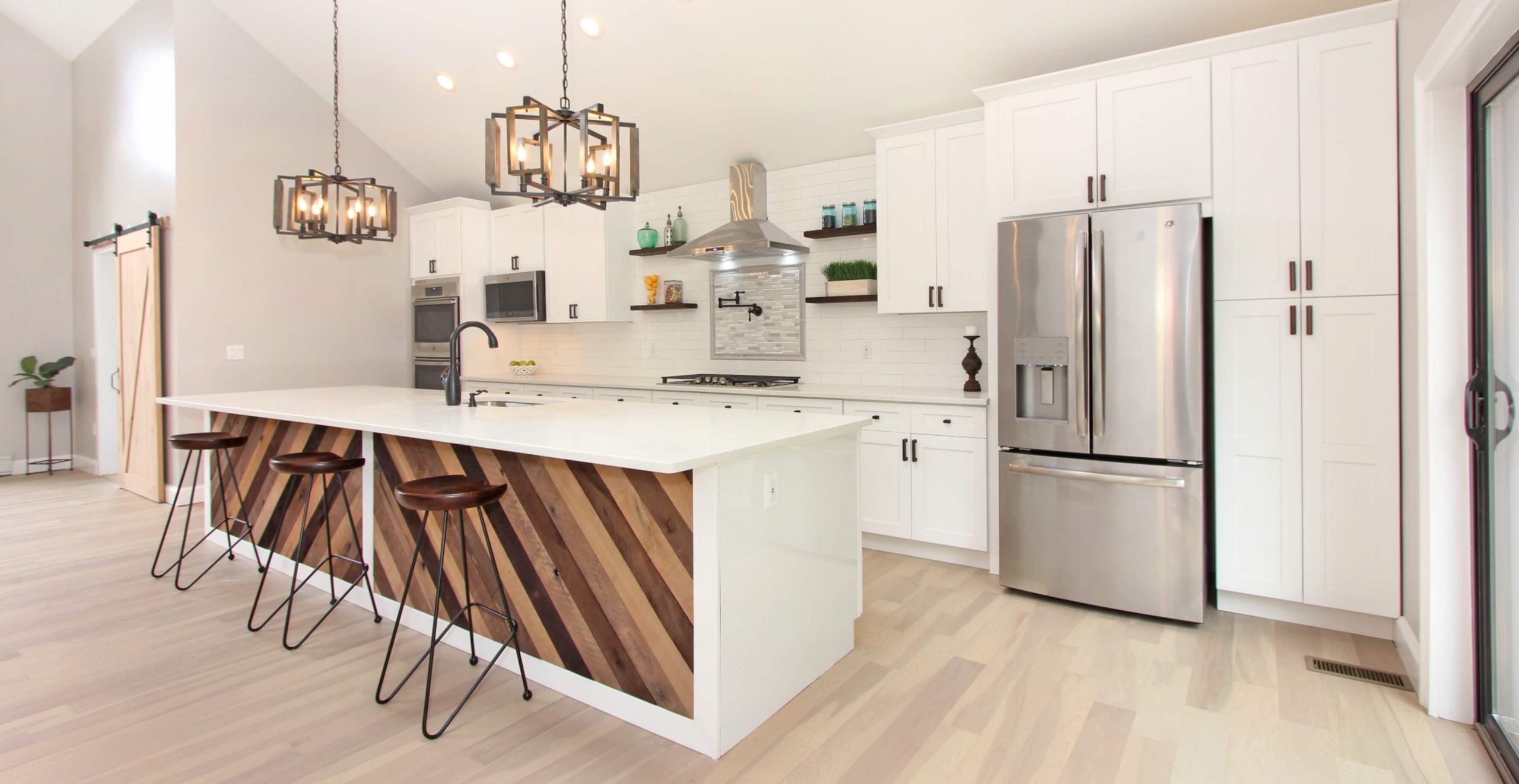 Francisco Rustic Appeal 6