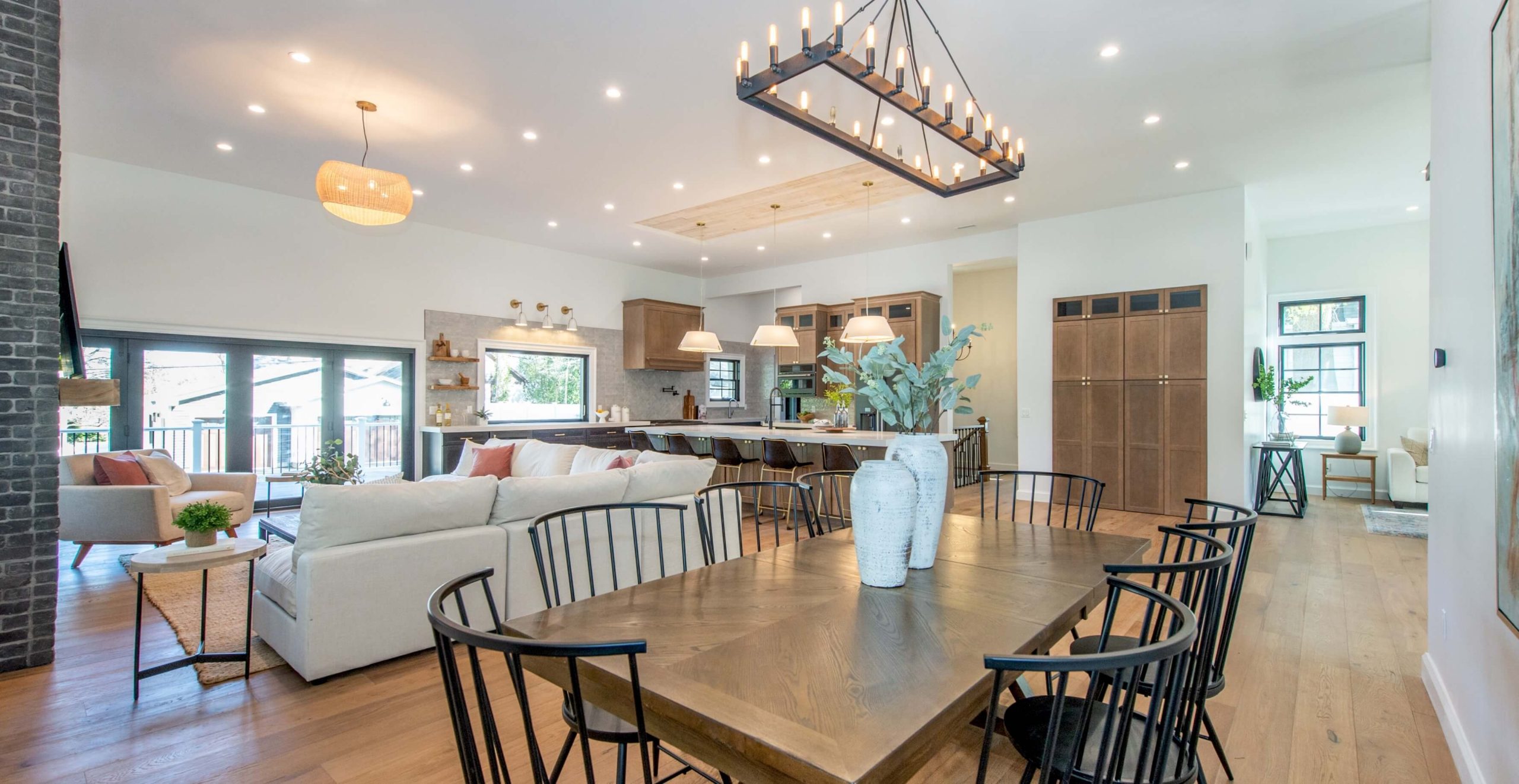 Grove Rustic Appeal 9